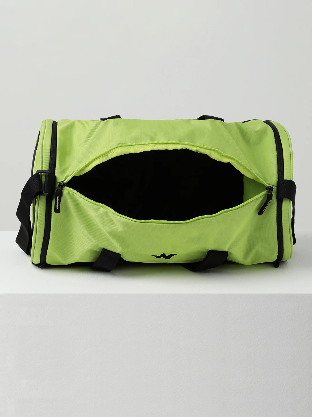 Wildcraft 40 L Hand Duffel Bag - Shuttle Pro L - green- Regular Capacity - Detail View